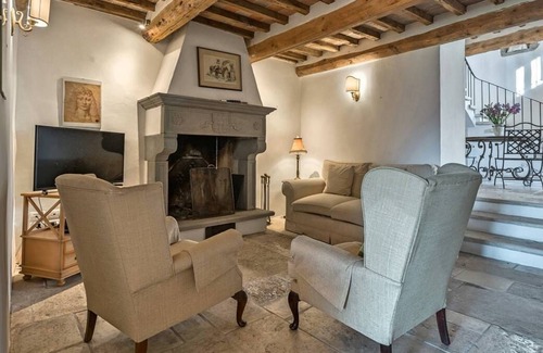 Monterchi Villa | Private countryside villa with swimming pool