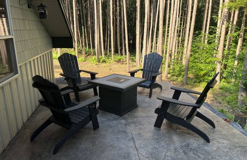 Brantingham Cottage | Private Cozy Adirondack Cottage-Monthly only