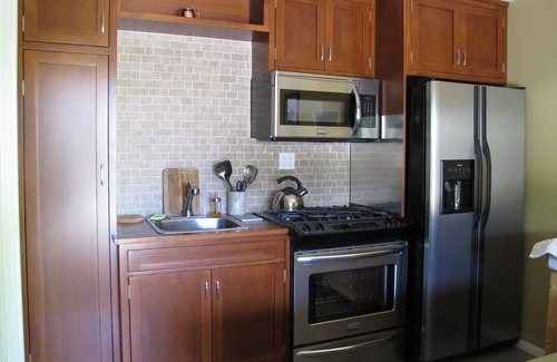 Hollywood House | Private Craftsman Cottage Netflix Paramount Warner Bros.Monthly Rates Available