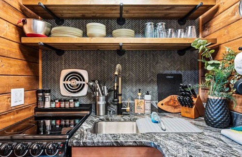 Young Harris Cabin | Private Creek A-Frame Outdoor Private Oasis