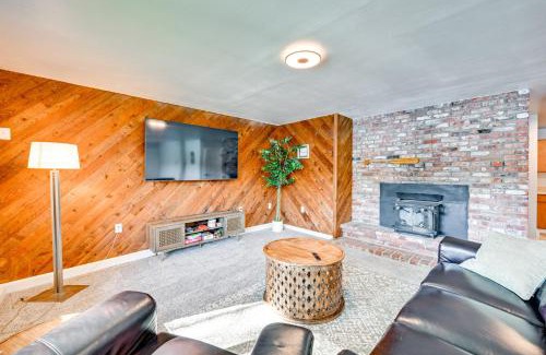 East Olympia House | Private Dock and Fire Pit Lakefront Gem in Olympia