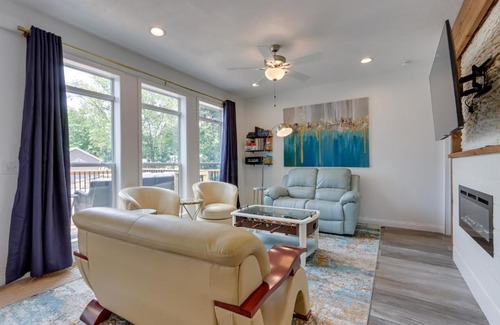 Stover House | Private Dock and Fire Pit Lake of the Ozarks Home!