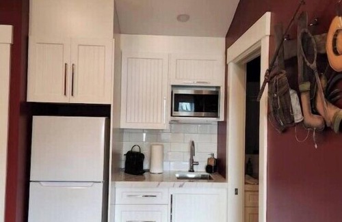 Shawnigan Lake House | Private Dock - Tranquil Weekend Getaway