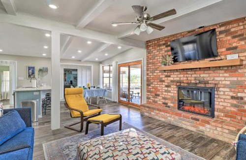 Brownwood House | Private Dock - Waterfront Lake Brownwood Gem!