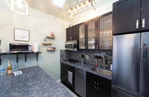 Sea Gate Apartment | Private entrance studio with bathroom