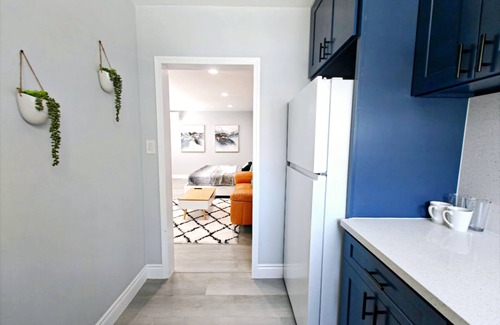 Mayflower Village Apartment | Private Entry Guest Unit-Arcadia