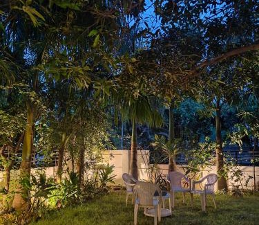 Chevella Villa | Private Farm House in Moinabad with Tree house & Garden, pets allowed