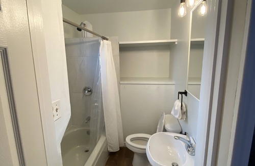 Tulsa Apartment | Private garage apartment in best neighborhood in Tulsa