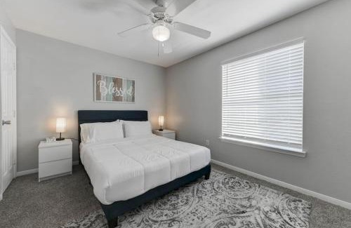 Pleasant Valley Apartment | Private Gated 4BR 4BA Home Away From Home Near DT