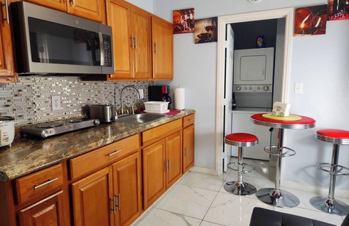 Las Vegas House | *Private Guest House: Free Parking 𝟏𝟎𝐦𝐢𝐧 DWTNn