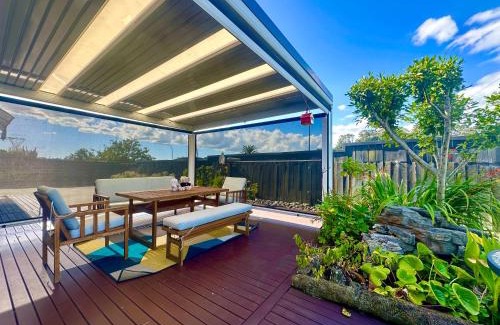 Rosedale House | Private Guest Suite in Albany,Rosedale Amazing Bed,Netflix,Private Garden