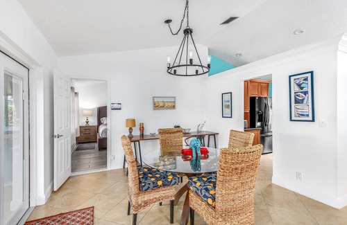 Tamarac House | Private Heated Pool Oasis Near Sawgrass Mall