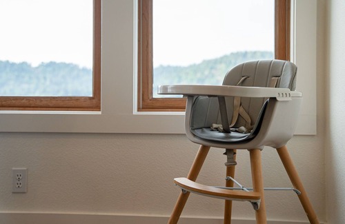 Rio Dell House | Private Hilltop House with Amazing Views! Close to Ave. of the Giants/State Park