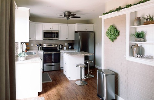 Washington Boro House | Private home has WIFI, Fireplace, Fire pit, Full Kitchen, 4 mile from Lancaster!