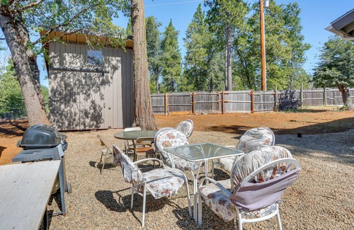 Shingletown House | Private Horse Stall: Unplug at Shingletown Home!