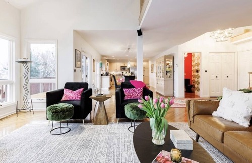 Westside House | Private house with city and lake views- close to everything