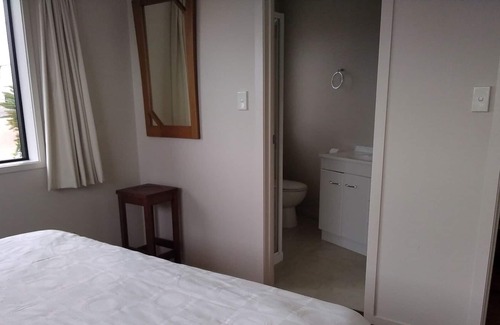 Waiharara House | Private House with Stunning Views