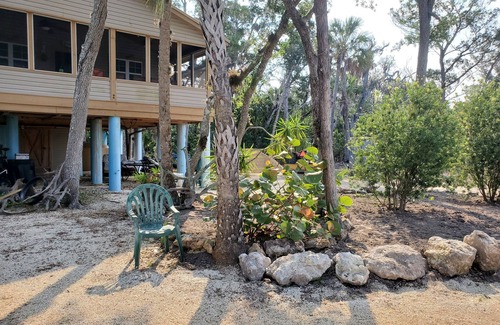 Homosassa Cabin | Private Island Cabin on The River. Boat Access Only.