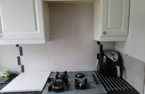 Falconwood and Welling House | Private Kosy RoomZ