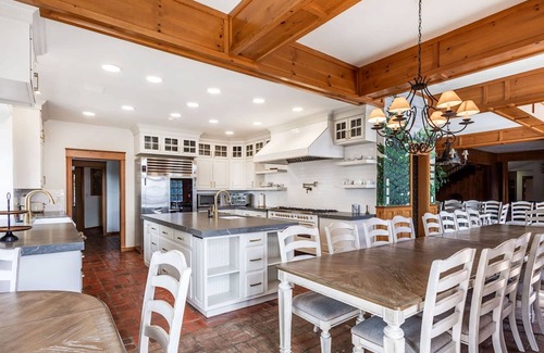 Anacortes House | Private Lodge Pool + Hot Tub Mt Views