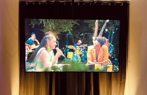 Entzheim Apartment | Private loft - Jacuzzi pro & sauna - All in One