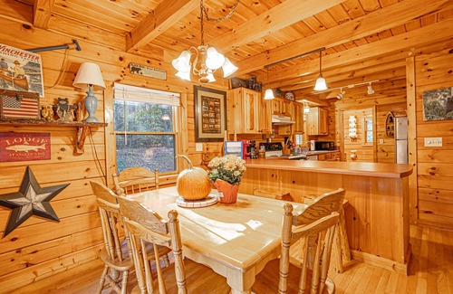 Lake Lure Cabin | Private log cabin.Lake/beach/River/Mountains/HOT TUB open!/FREE nite w/3 Mar