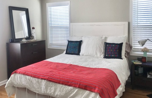 Park Mesa Heights House | Private Los Angeles Spanish Bungalow minutes from SOFI Stadium, Forum, and LAX
