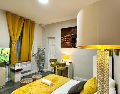 Birmingham City Centre Apartment | Private Luxurious City Studio-daily,weekly,monthly