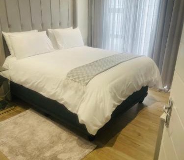 Bloubergstrand House | Private Luxury Room by 29 Holborn