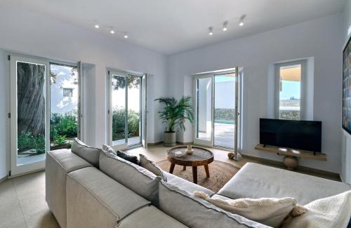 Molos Villa | Private Luxury Scarlet beachfront villa, Molos, Paros