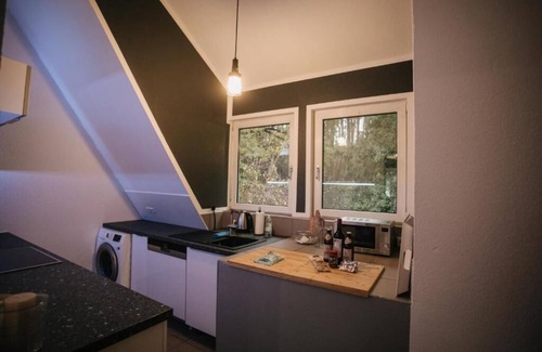Sudstadt House | Private Maisonette House with Balcony · Self-Check-In & Free Parking
