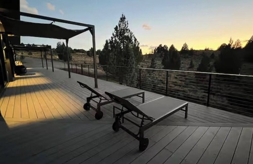 Alton House | Private modern retreat close to Zion/Bryce