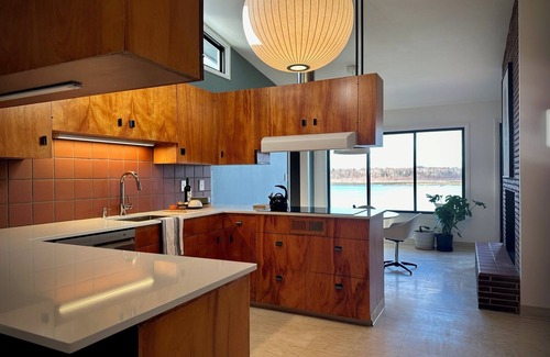 Astoria House | Private Modern Retreat with Stunning Riverfront Views!