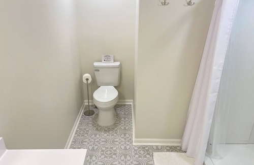 Old West Side Apartment | Private, Newly Renovated Studio