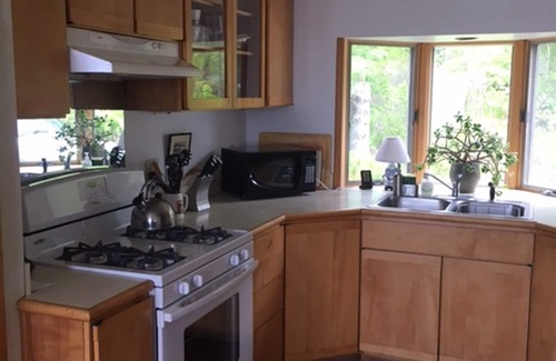 Pemaquid Point House | Private Oceanfront Cottage, Private Sand Beach -Lighthouse one mile away