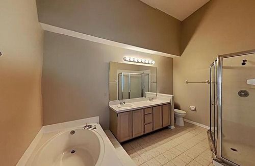 Southside Apartment | Private owner looking for a responsible tenant.