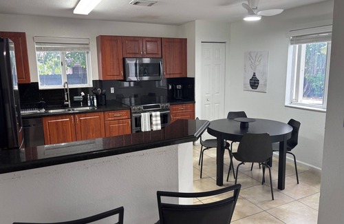 Homestead House | Private Paradise! Extra Clean