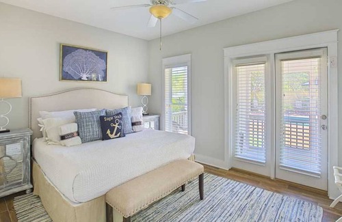 Village of Sugar Beach House | Private Pool ☀️ 600ft to Beach | Peek-a-boo Ocean View | Outdoor Shower | 4 Parking Spots ☀️