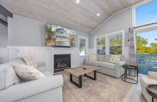 Corolla Light House | Private Pool EV Charger Elevator & Game Room