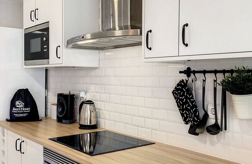 San Javier Ski Chalet | Private pool, games room, wifi, Netflix