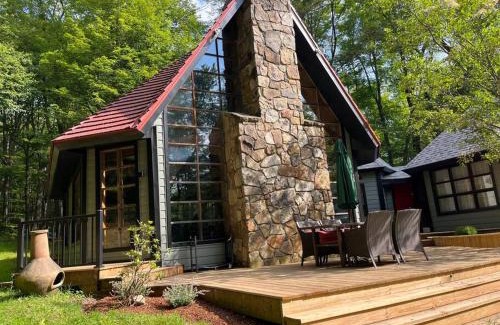 Jefferson Township Ski Chalet | Private Pool & Hot Tub at Chalet by Hidden Valley