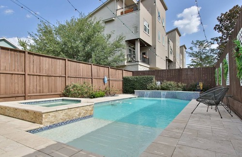 Shady Acres House | Private Pool + Hot Tub in Houston Heights - Lovett!
