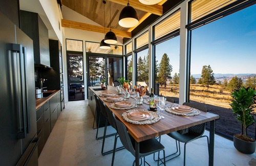 Chelan House | Private pool + hot tub | Seclusion & serenity | In the hills above Lake Chelan