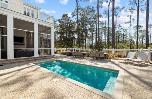 Watercolor House | Private Pool, Lake Views, Great Outdoor Space - Lake District Home in Watercolor, FL home