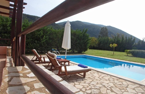 Evgiros Villa | PRIVATE POOL, ONE BEDROOM INDEPENDENT HOUSE