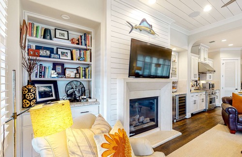 Riverside House | Private Pool Paradise w/ Private W/D, & WiFi By Rainey, Downtown, & SoCo