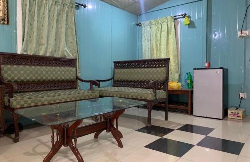 Muzaffarabad House | Private Retreat