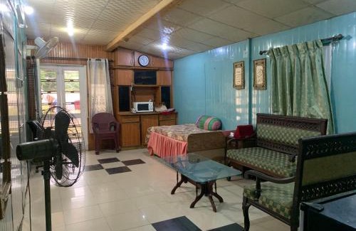 Muzaffarabad House | Private Retreat