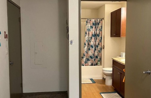 Fullerton Apartment | Private room - 4 mins walk from CSUF. Save, convenient and cozy
