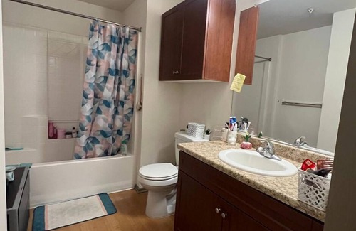Fullerton Apartment | Private room - 4 mins walk from CSUF. Save, convenient and cozy